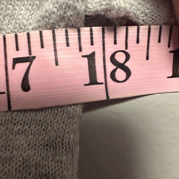 Mossimo Supply Co. Gray Cardigan - Picture 2 of 3